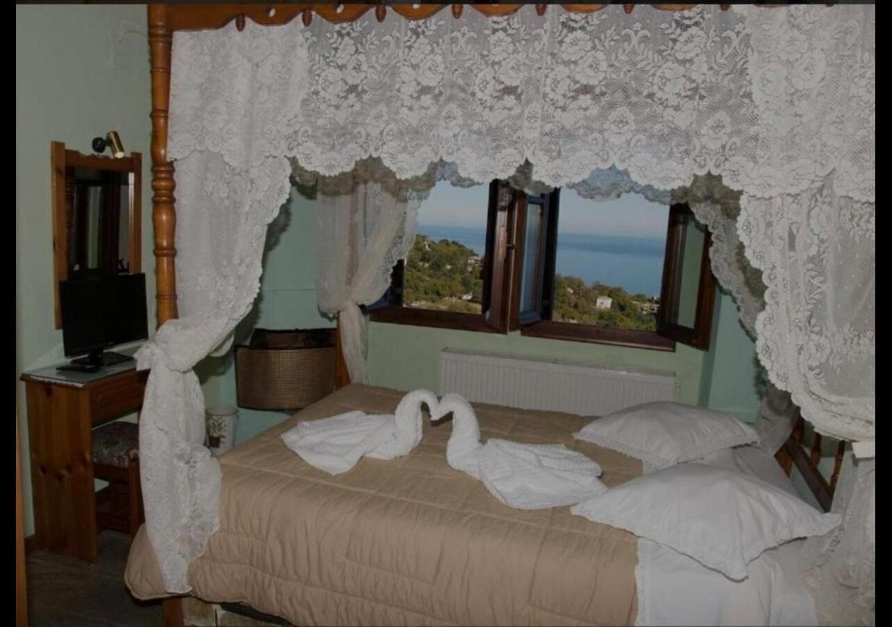 Diogenis Hotel Tsagkarada Dış mekan fotoğraf