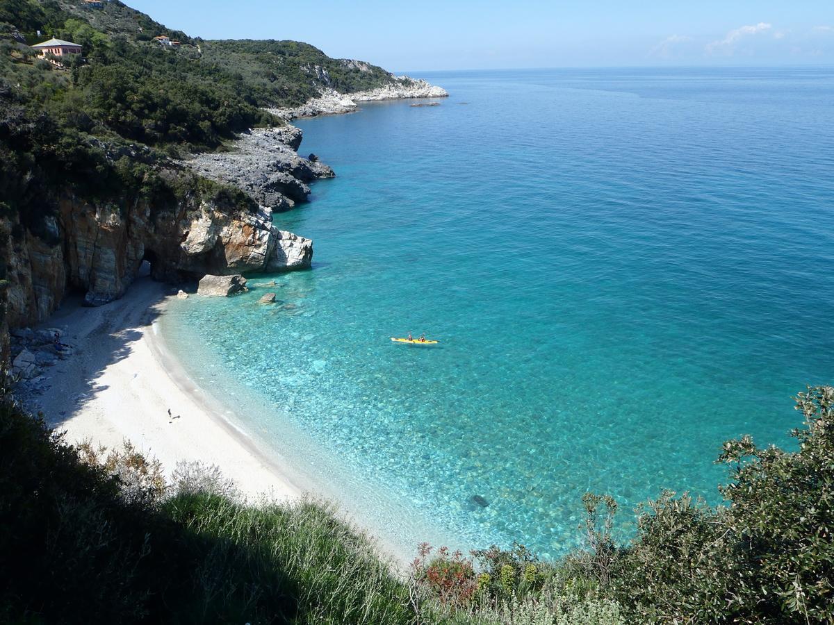 Diogenis Hotel Tsagkarada Dış mekan fotoğraf